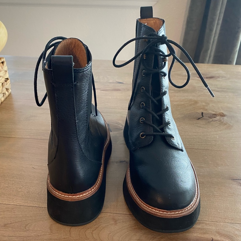Madewell womens Helen boot. 9. Fits like 9.5. - Picture 2 of 3